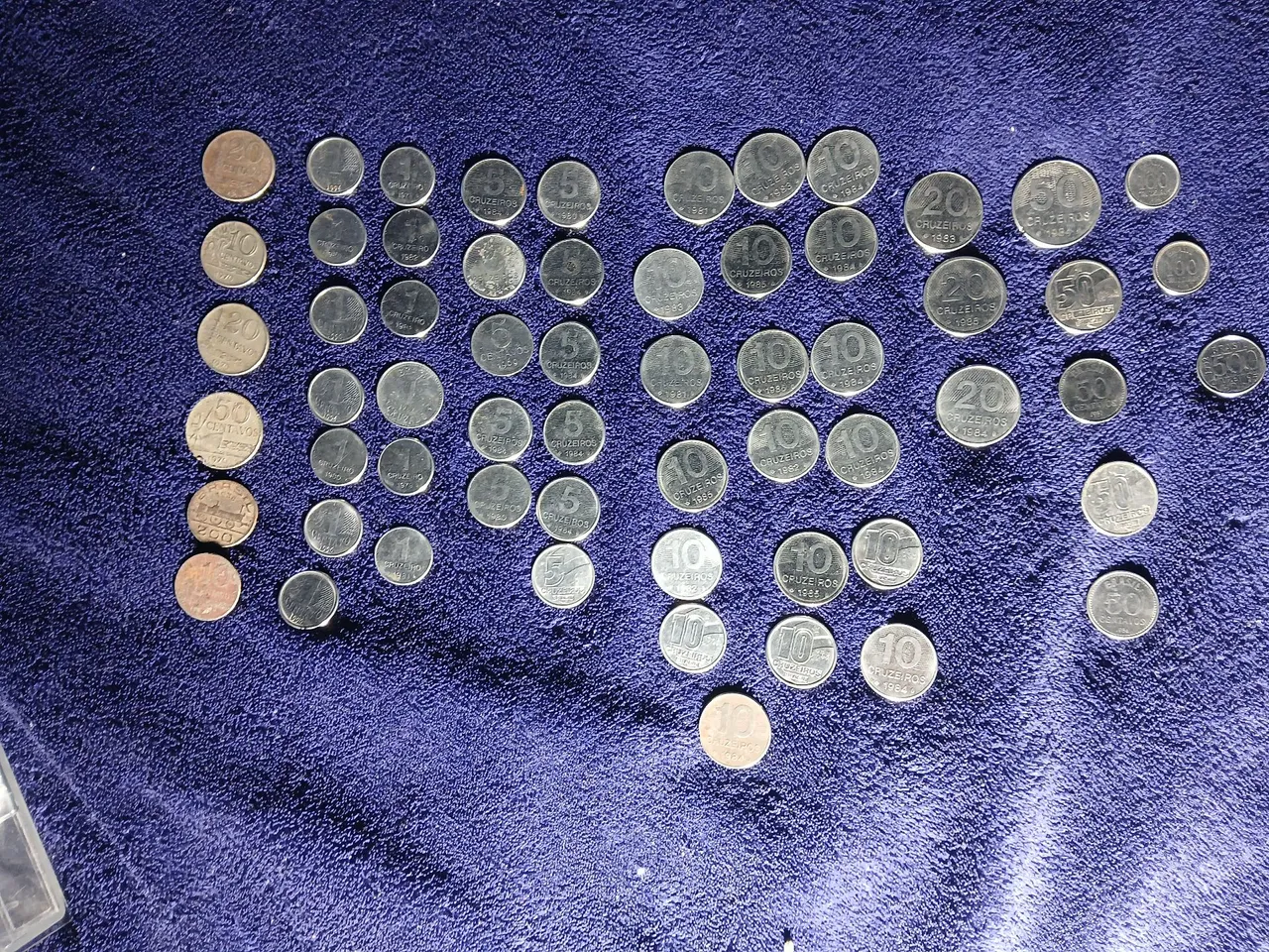 Vendo 60 moedas antigas brasileiras.