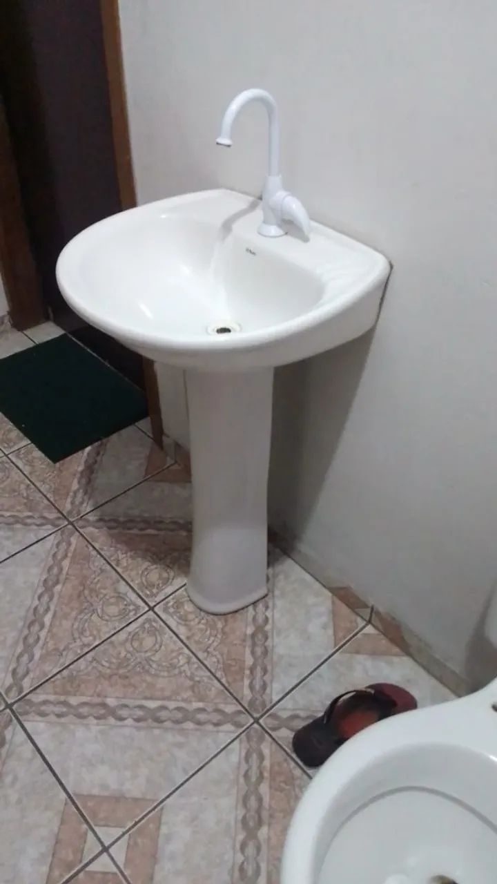 LAVATÓRIO COM COLUNA64842057396739122