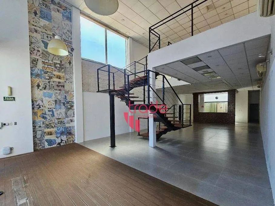 Salão Comercial para Locação no Bairro Alto da Boa Vista em Ribeirão Preto com Cozinha.