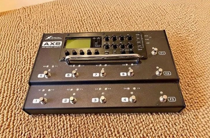 Fractal AX8 - A Melhor Pedaleira de Guitarra - Instrumentos