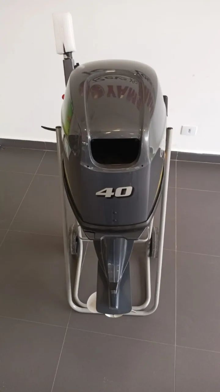 MOTOR DE POPA YAMAHA 40HP  - Foto 3