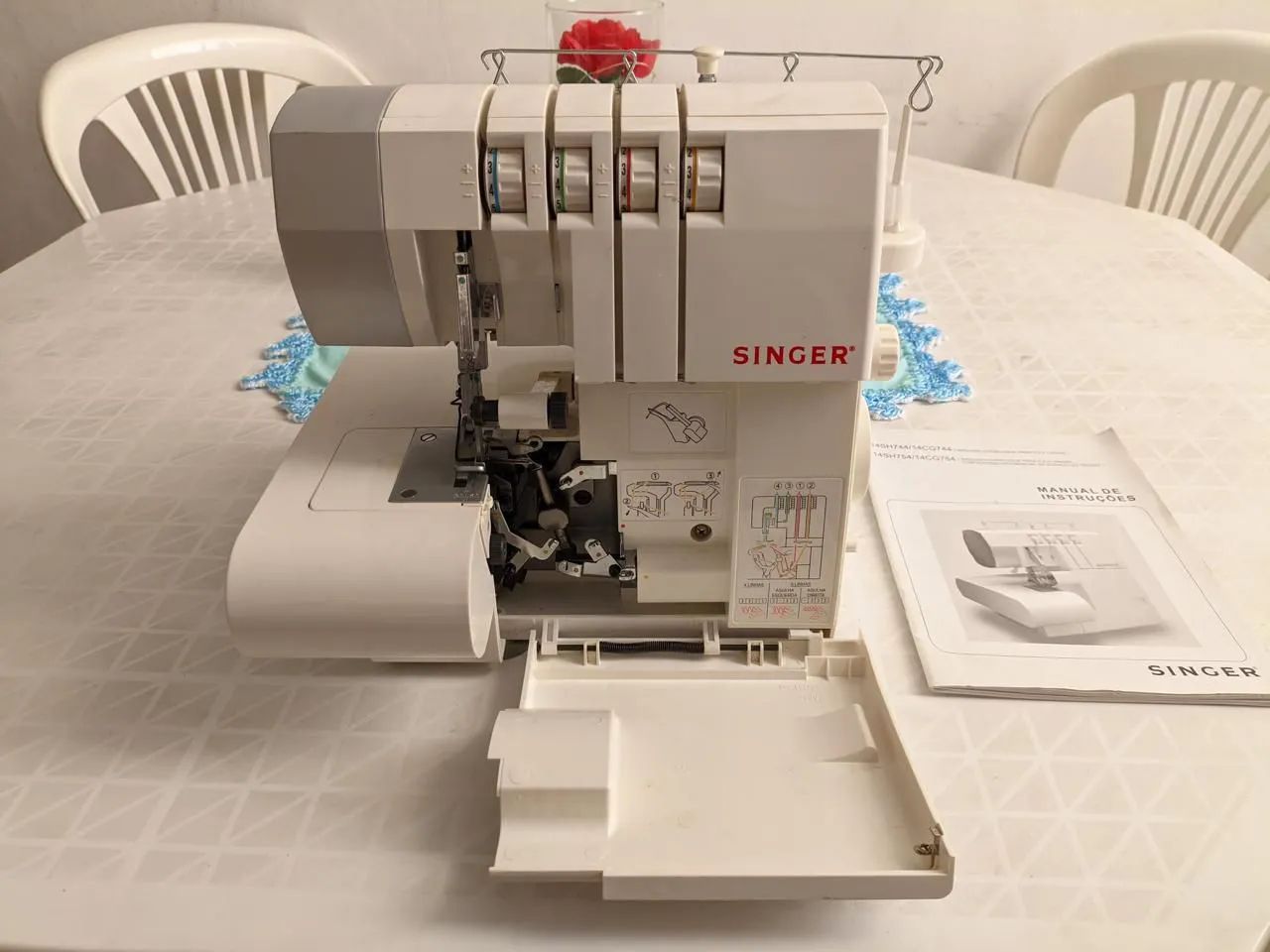 Máquina overloque Singer  - Foto 2