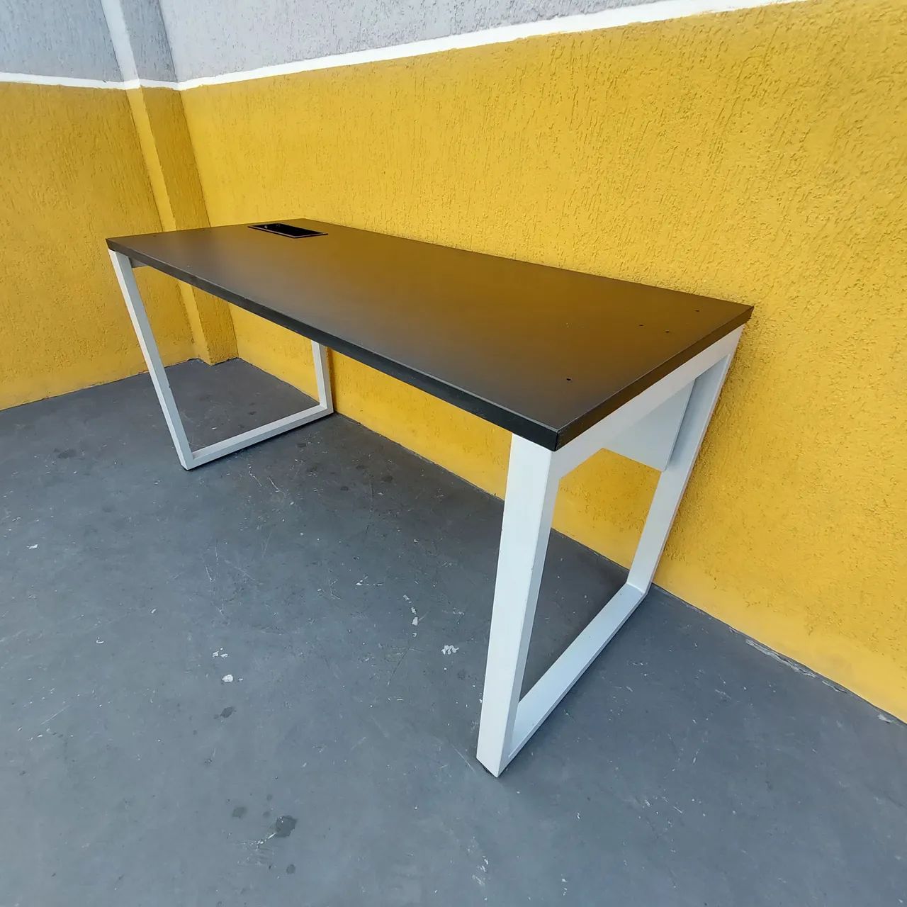 Mesa de Escritório preta - Foto 4