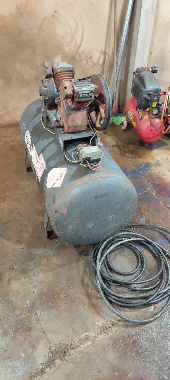 Compressor 200 l64618081196802123