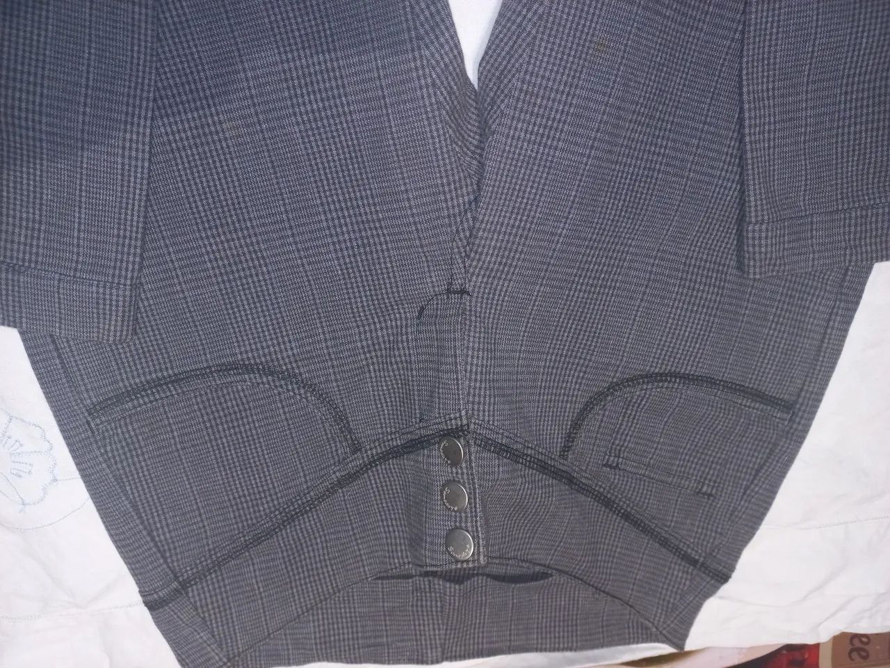 Calças Infantis Lindas- Tamanho P, Semi Novas - Foto 4