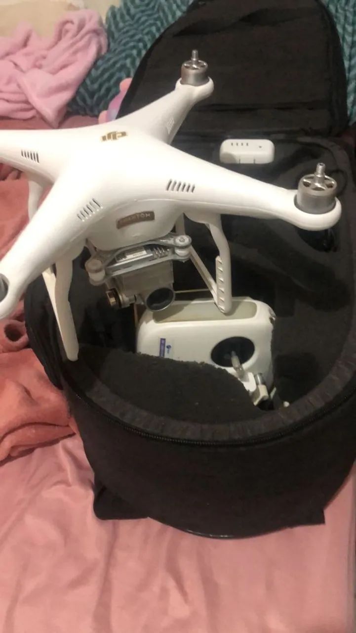 Drone phantom 3 profissional 64292480914307120