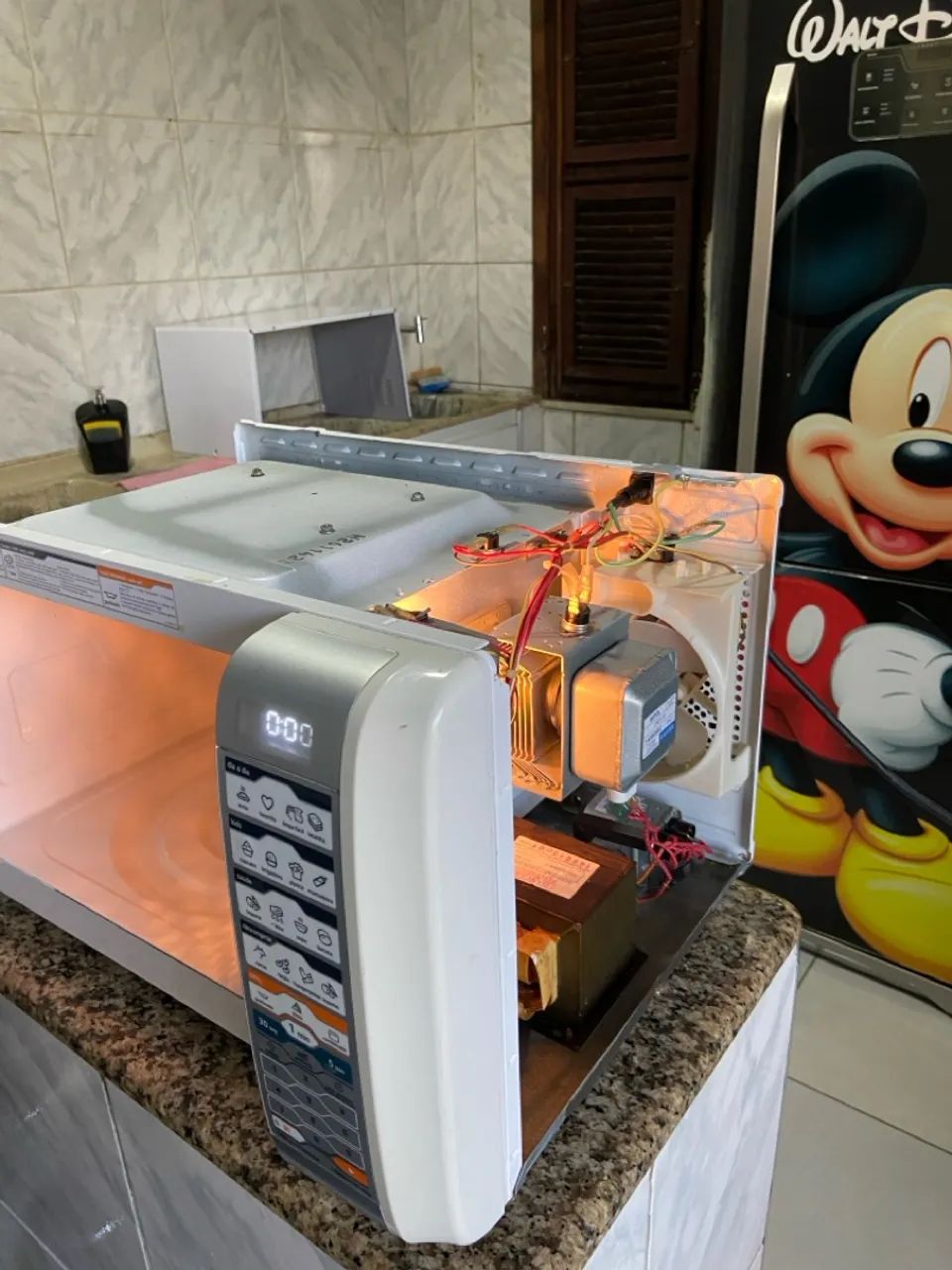 Reparo de microondas a domicílio 