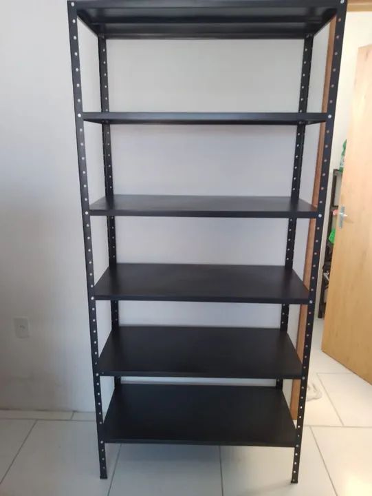 Estante metálica 
