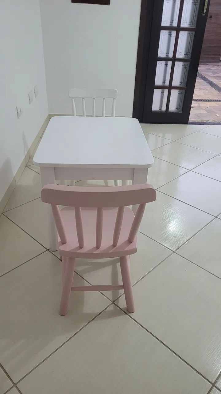 Mesa Infantil Country 2 Cadeiras TokStok  - Foto 2