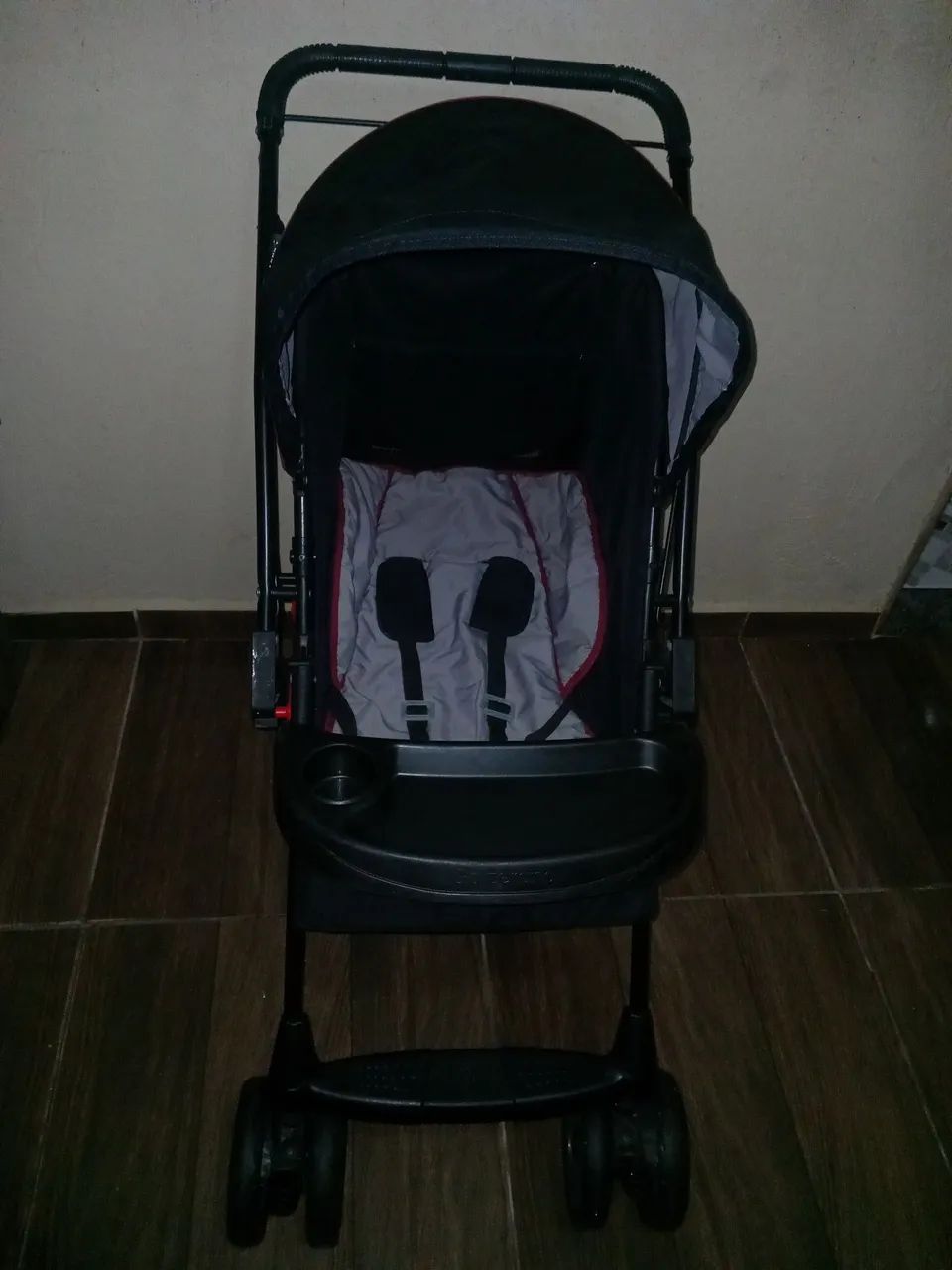 Carrinho de bebê galzerano ótimo estado entrego apenas em itapetininga-sp entrega gratuita - Foto 5