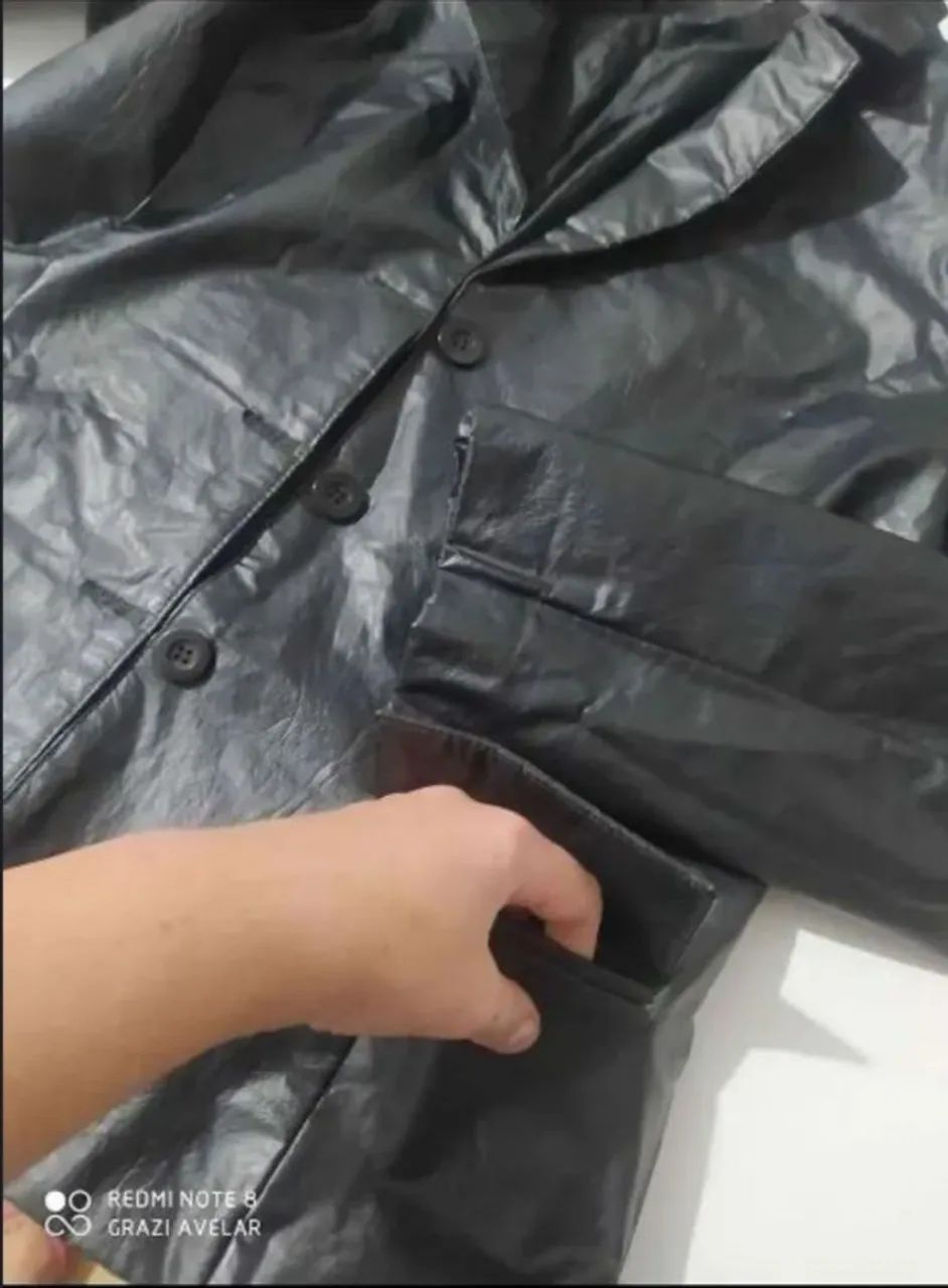 Jaqueta de Couro Preta Elegante - Foto 3