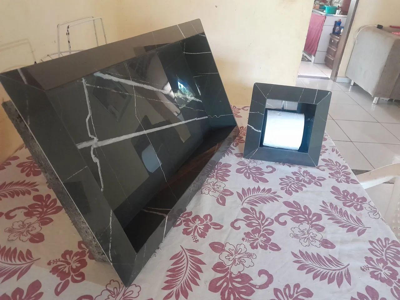 Nicho de porcelanato. Preto nero. Chat 24 horas