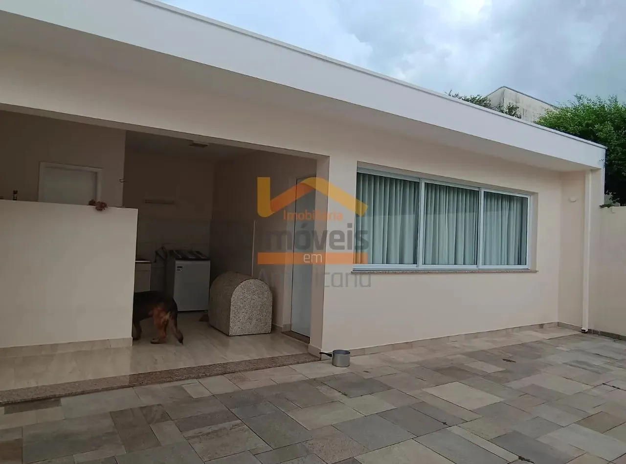 Casa à venda em Americana-SP: 5 quartos, 1 suíte, 3 banheiros, 5 vagas - Jardim São Paulo