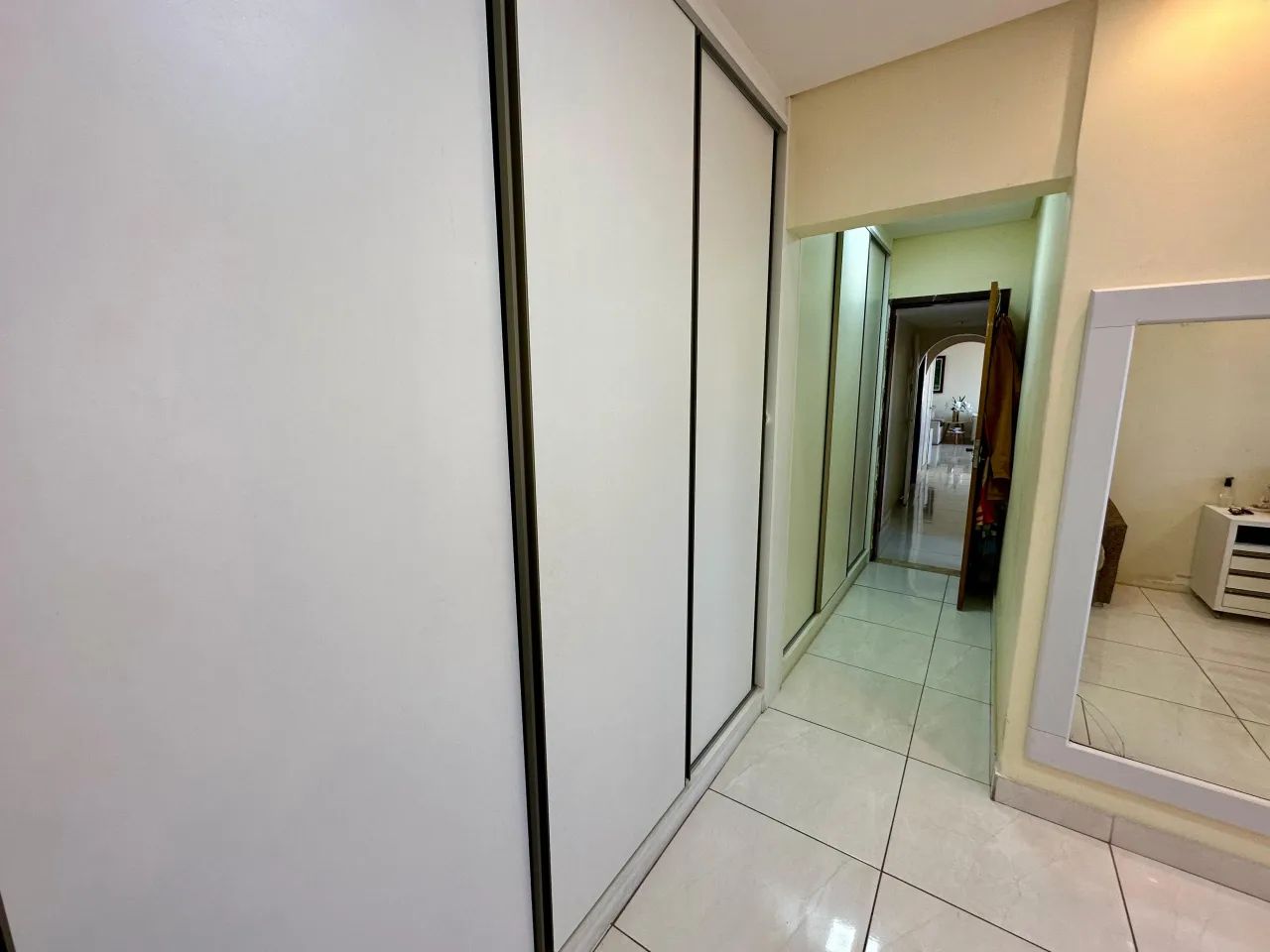 Apartamento 4/4 na Pituba, 1 suíte, nascente, super ventil4ado, 215m², excelente localizaç - Foto 11