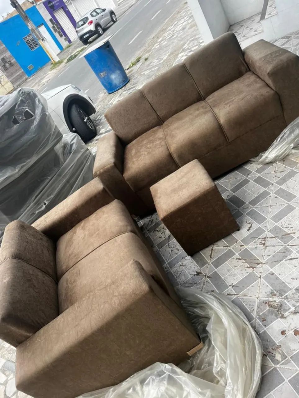 Conjunto sofa com puff 