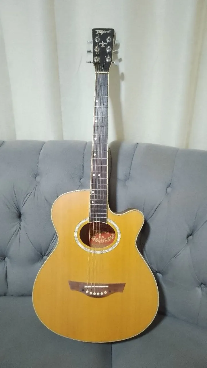Violão Tagima Dallas elétrico com afinador digital. Violão super novo!