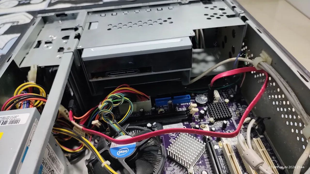 Vendo ou troco Computador para retirada de peças ou consertar. - Foto 3