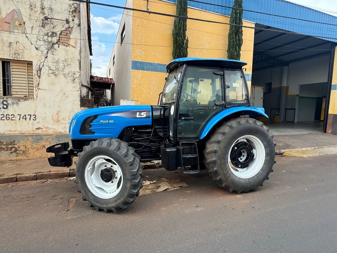 Trator LS 80 Plus 2017 Cabinado - Foto 2