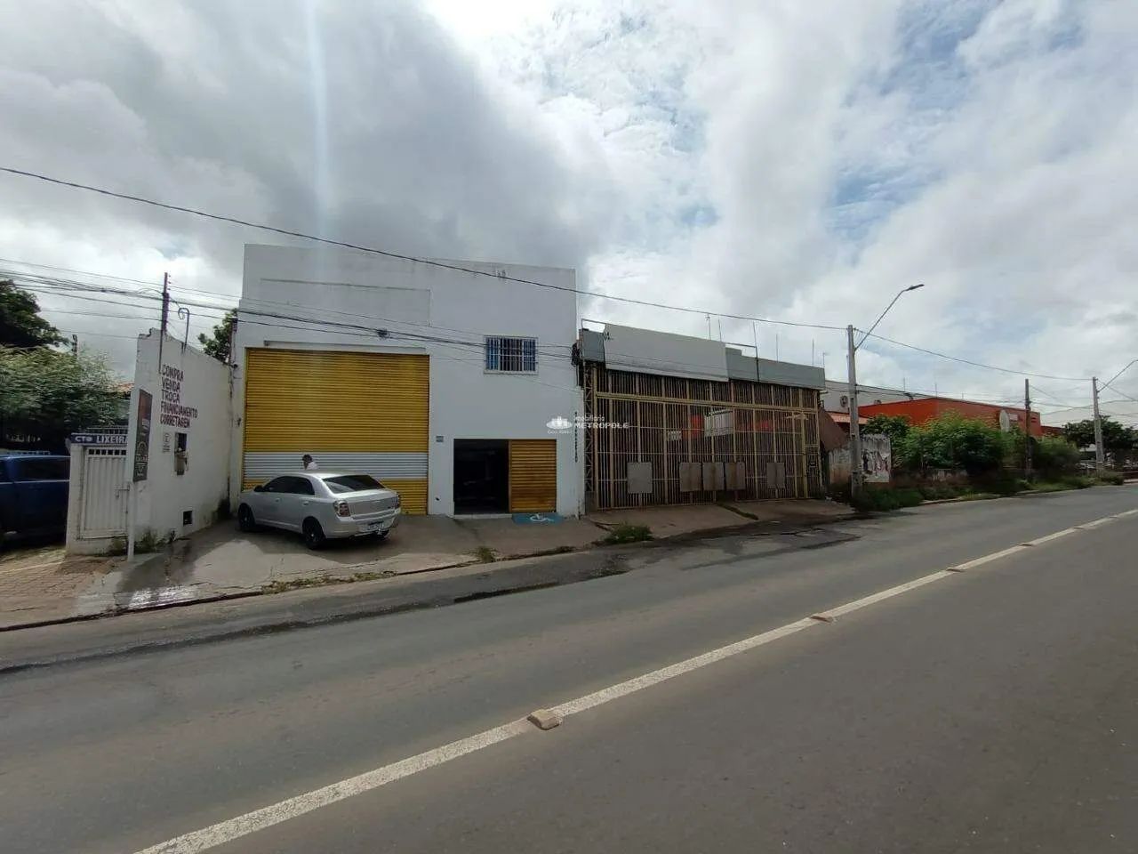 AV. MIGUEL ROSA - BAIRRO: MACAÚBA