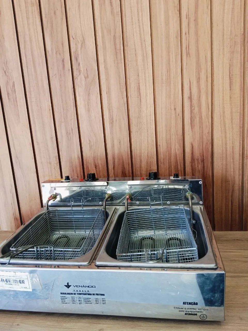 Fritador Elétrico de Mesa 2 Cubas 5L - Venâncio SFE212 (127V) cod1598