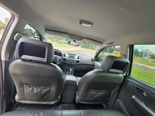 Toyota Hilux CD SRV 4x4 Diesel - Prata  Repasse - Foto 5