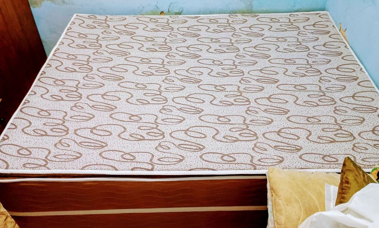 Cama Box Casal Conjugado.