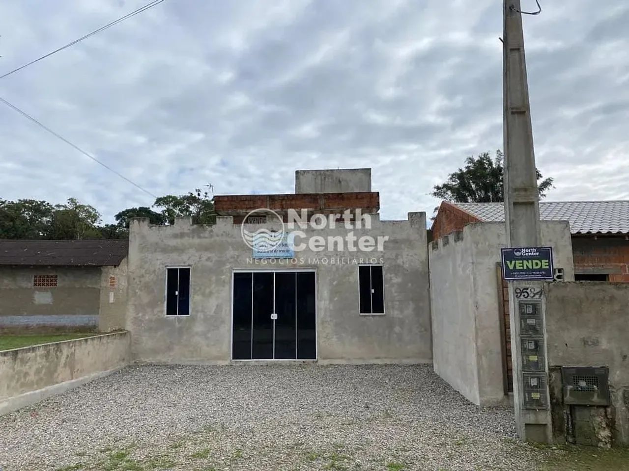 Sobrado à venda Com Sala Comercial, Bairro Conquista, Balneário Barra do Sul, SC - Foto 2