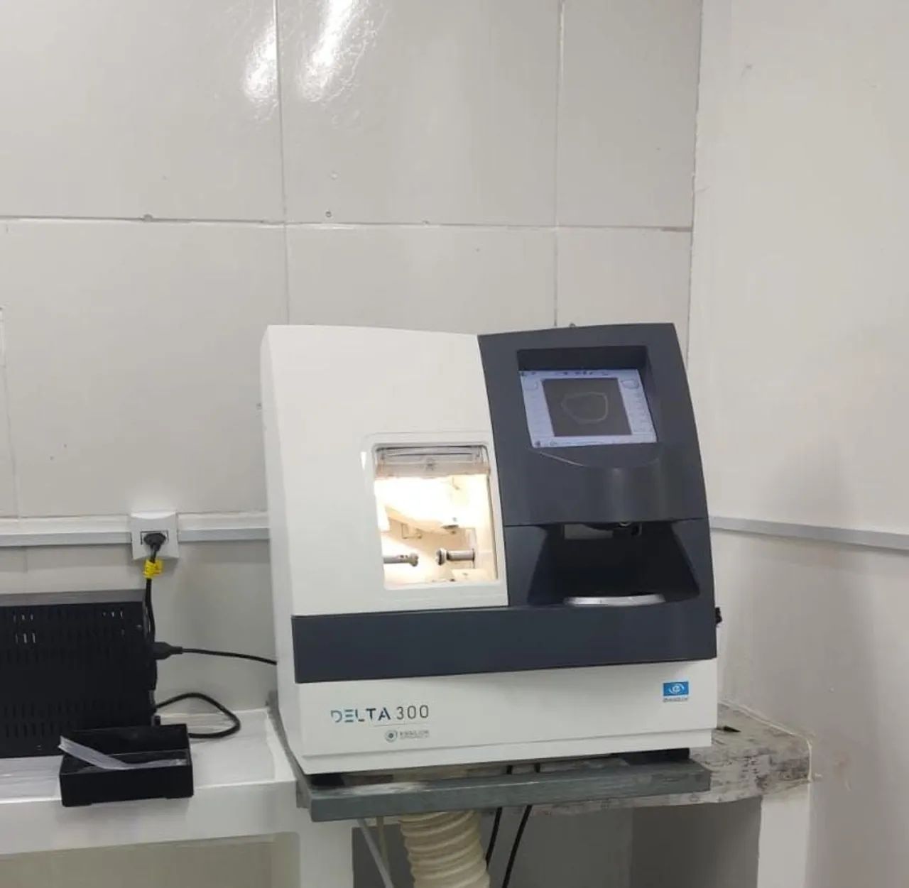 Facetadora Delta 300 Essilor. Impecável - Com laudo.