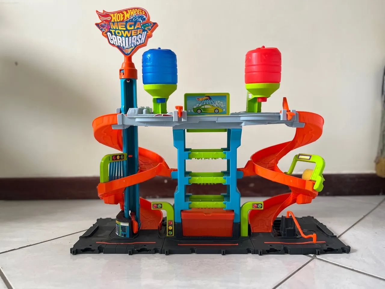 Pistas de Hot Wheels - Brinquedo Novo