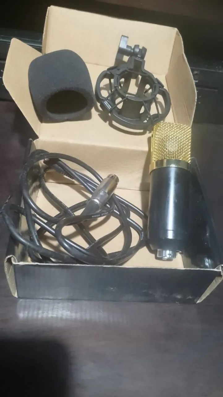 Microfone Condensador Profissional Omnidirecional Mx-700. Dourado - Foto 3