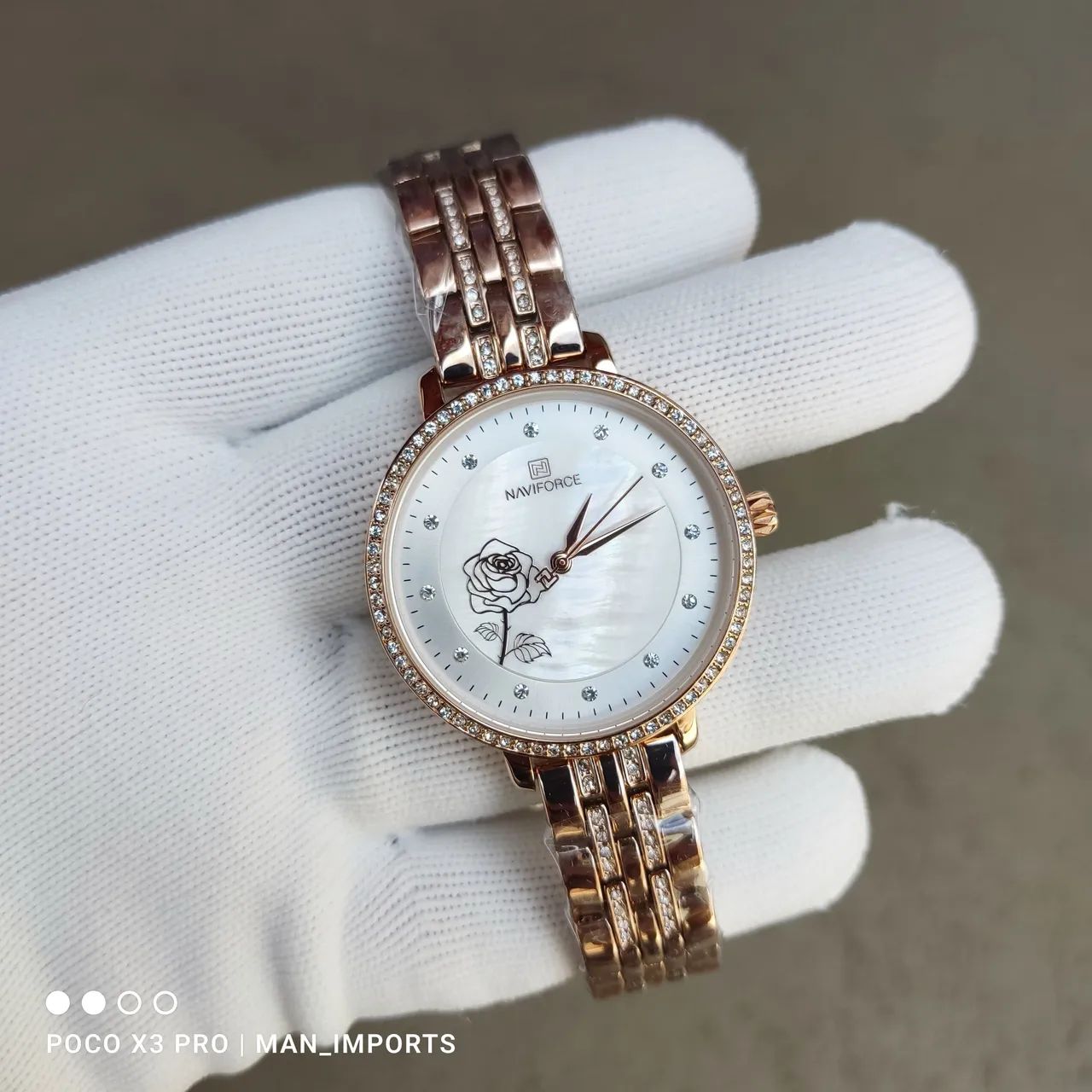 Relógio Feminino NAVIFORCE 5017 com Pedrarias - Novo