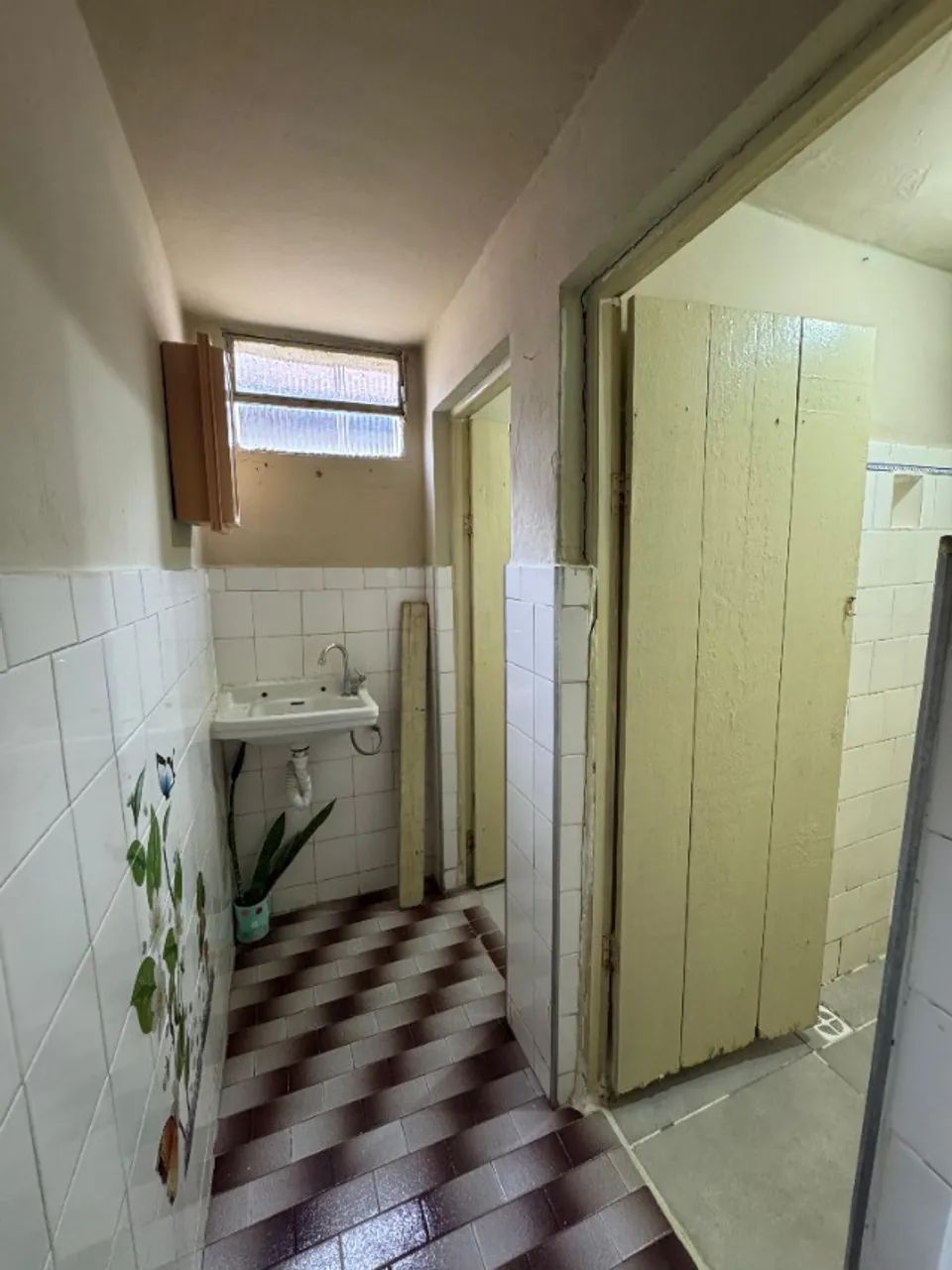 Alugo casa com 03 quartos próximo ao Centro de Colatina - Subida do Moacir Brotas - Foto 10