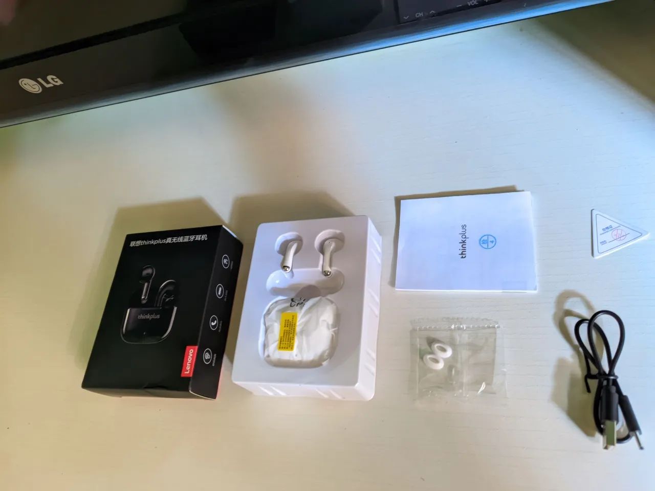 Fone de ouvido Lenovo LP40 Pro Branco - Foto 5