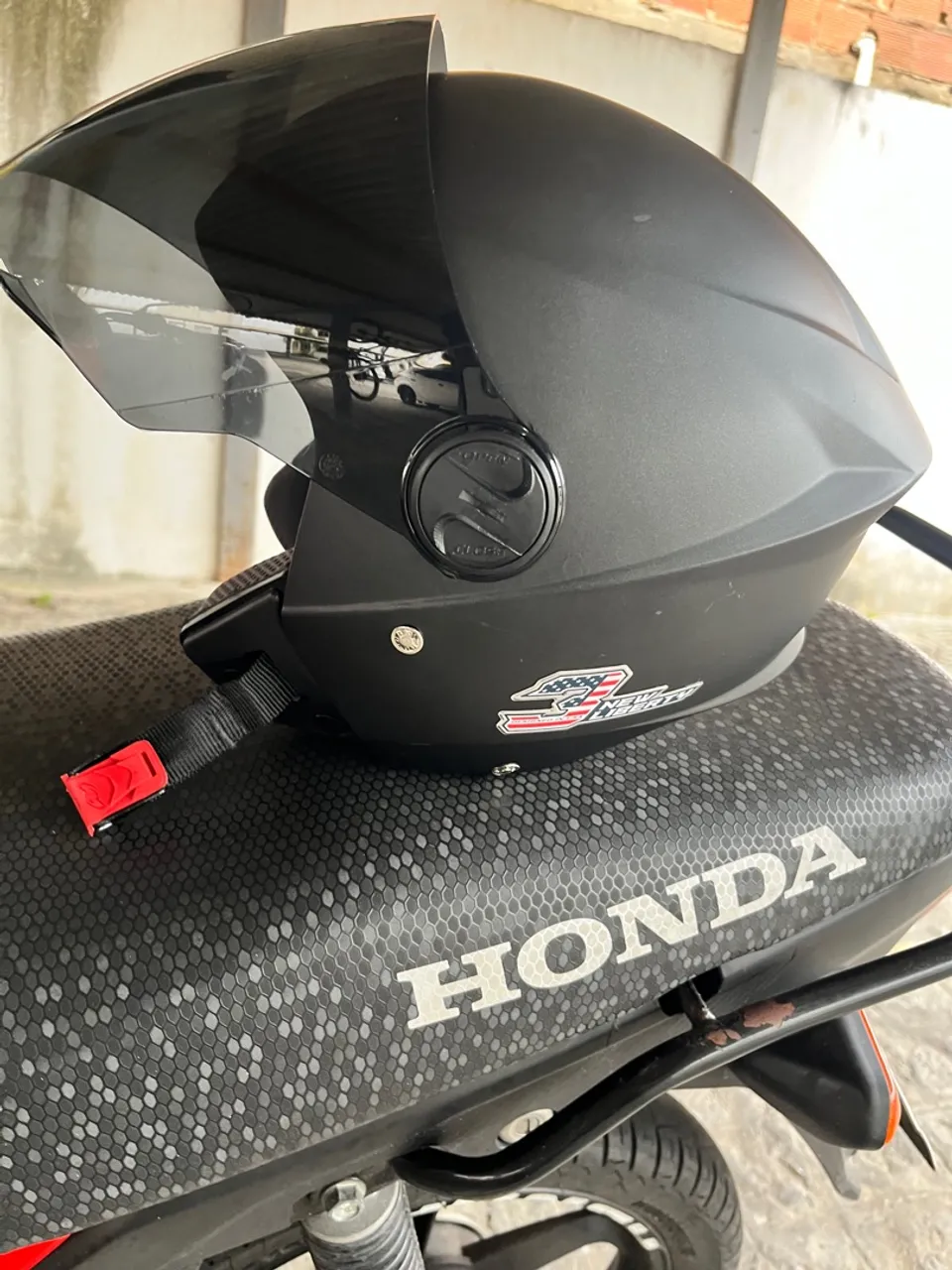Capacete Preto libert elite 3