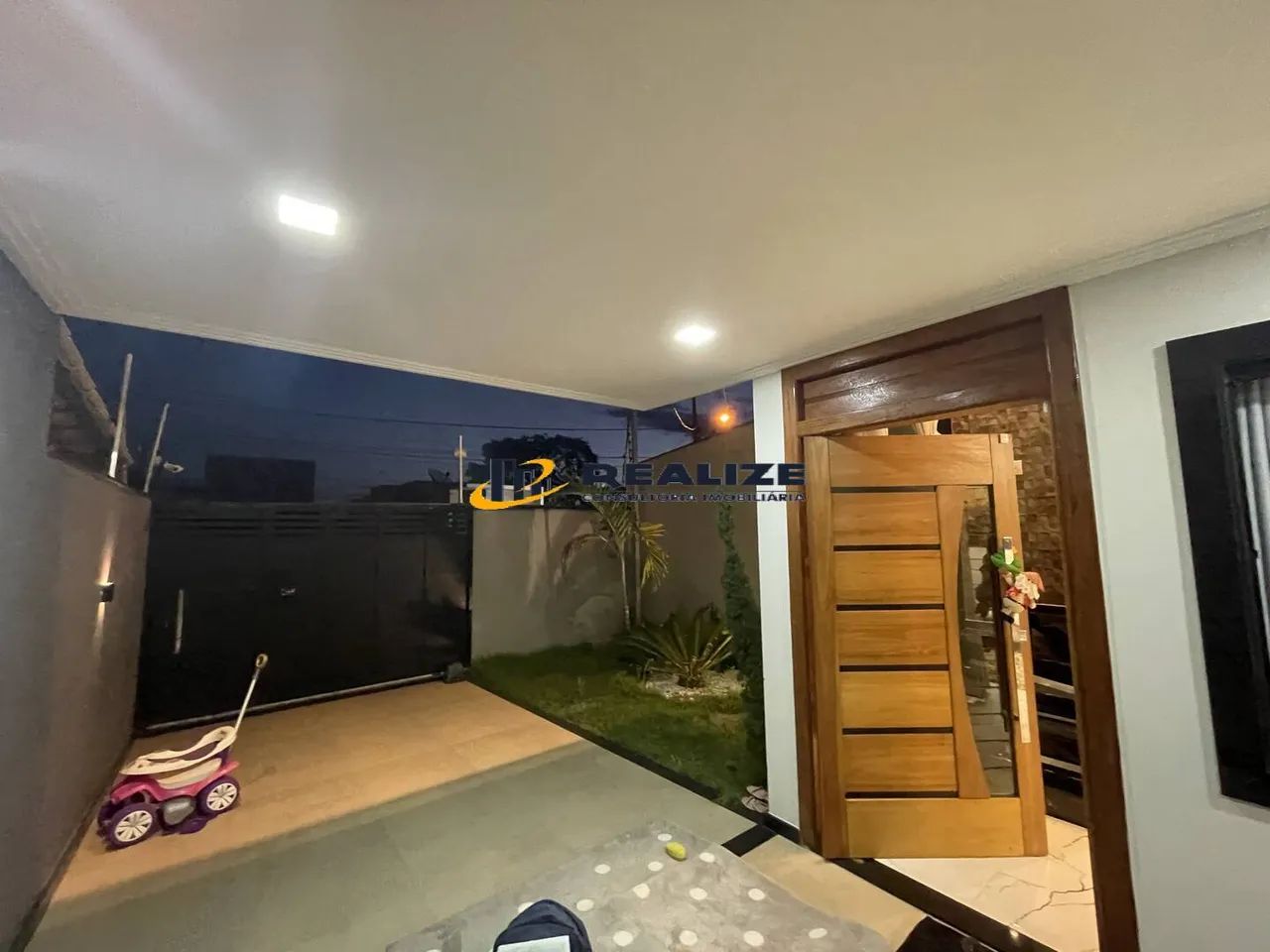 Estuda Pegar  01 Casa Magnífica Casa 03 Qts 01 Suíte Piscina Home Office 210 M² 01 Quarto  - Foto 4