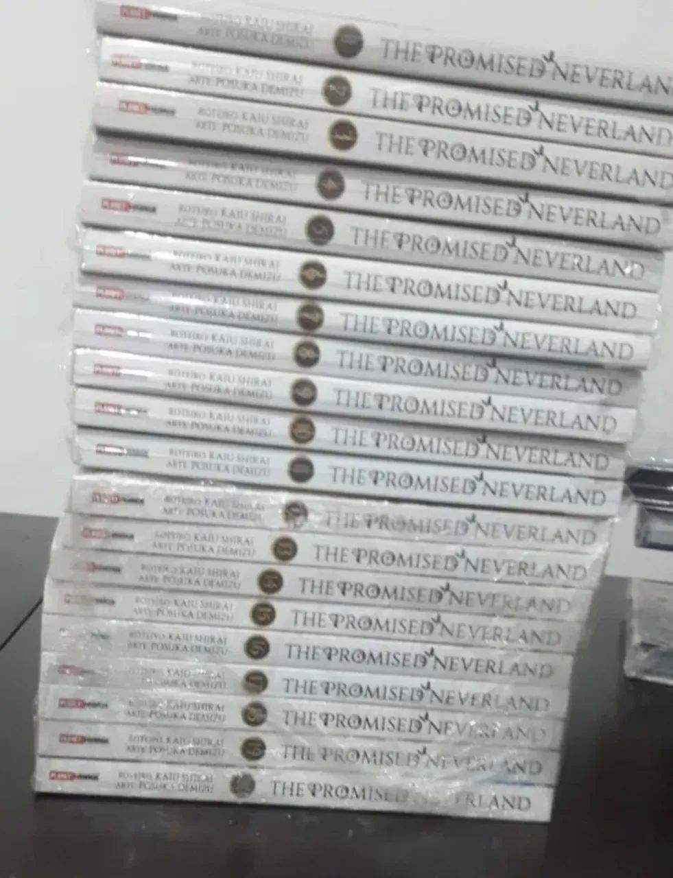 Coleção Completa The Promised Neverland