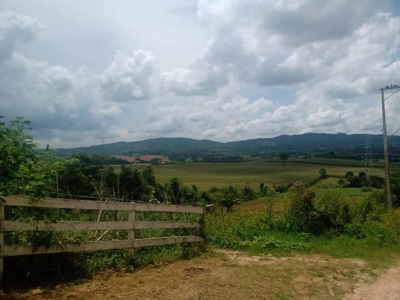 Adquira seu terreno agora. Ideal para construir a casa dos seus sonhos!