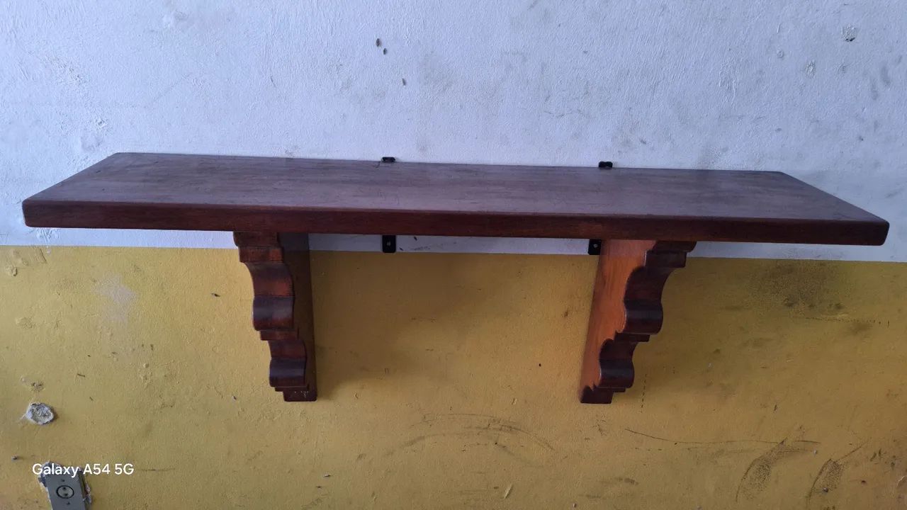 Aparador em madeira  e bancada de granito - Foto 2