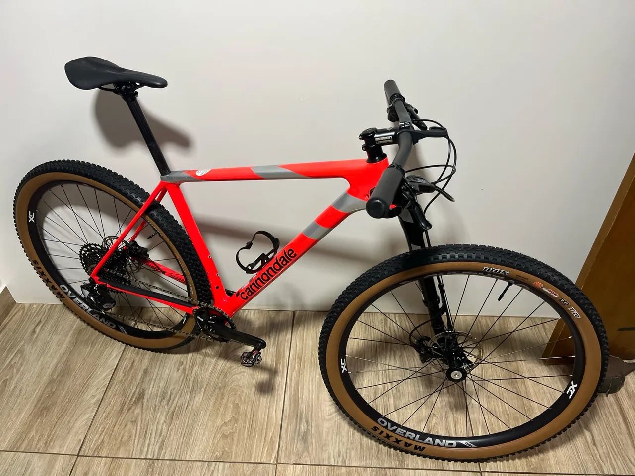 Bicicleta Cannondale fsi 3 carbono aro 29 