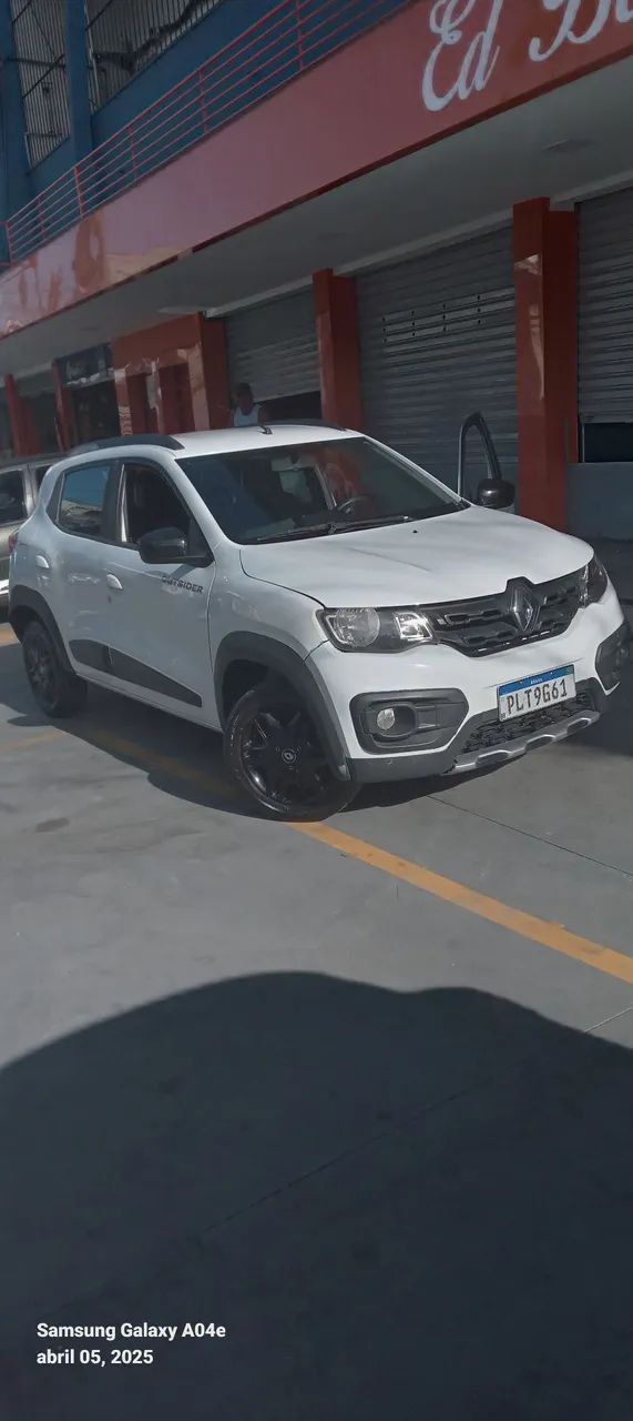 ALUGO CARRO PARA UBER E 99 POP