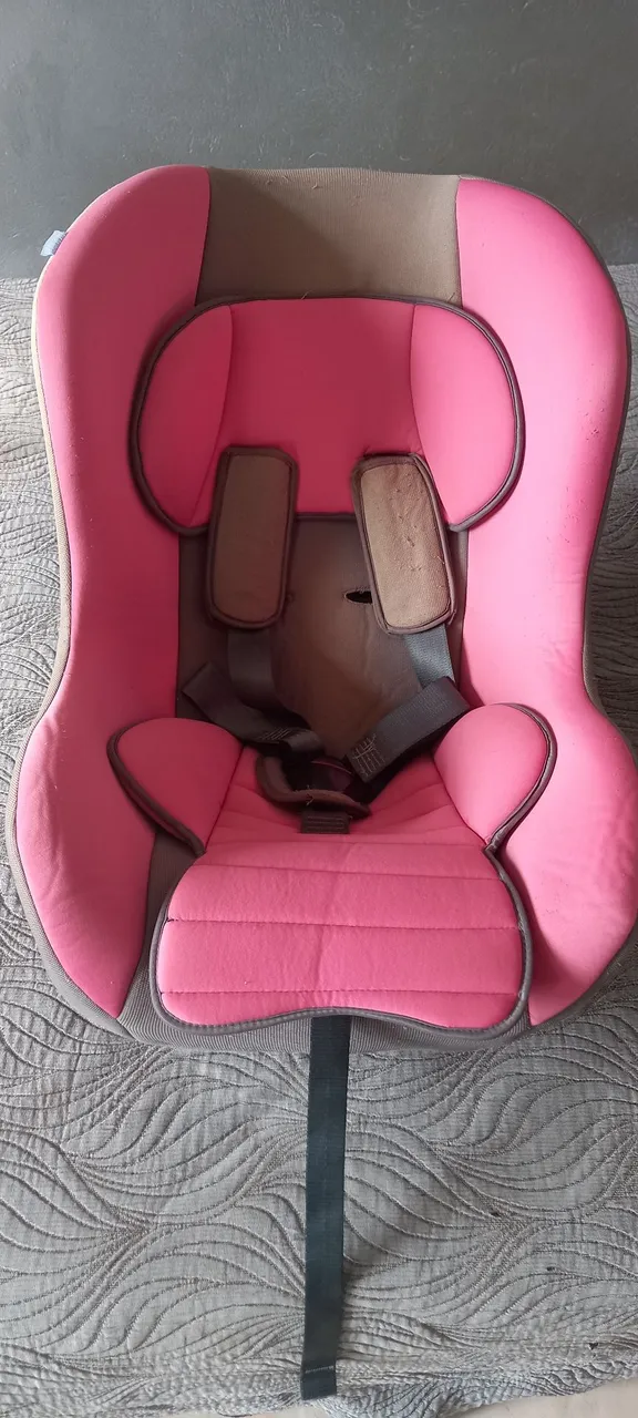 Cadeirinha de Bebê Rosa