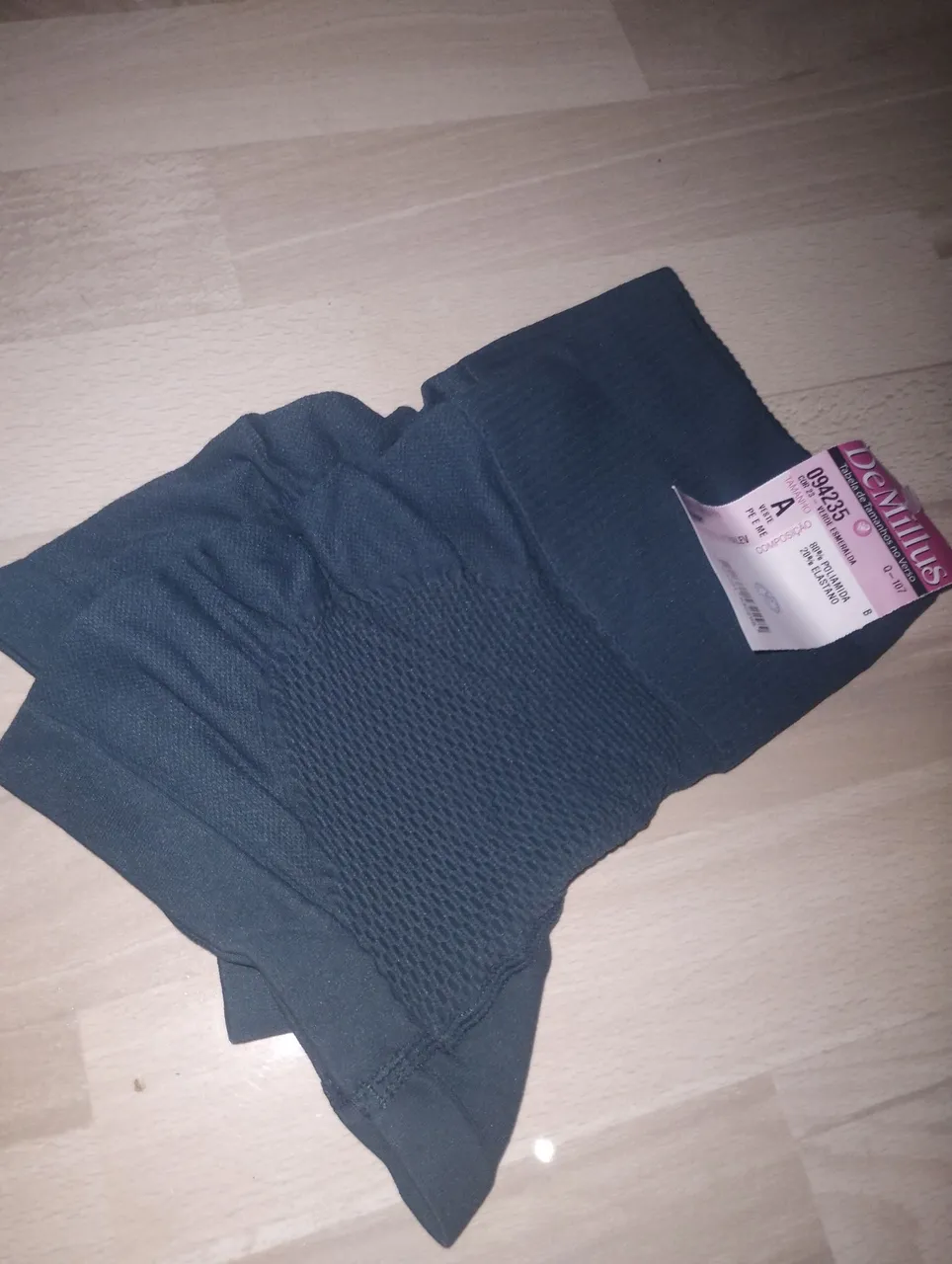 Short DeMillus
