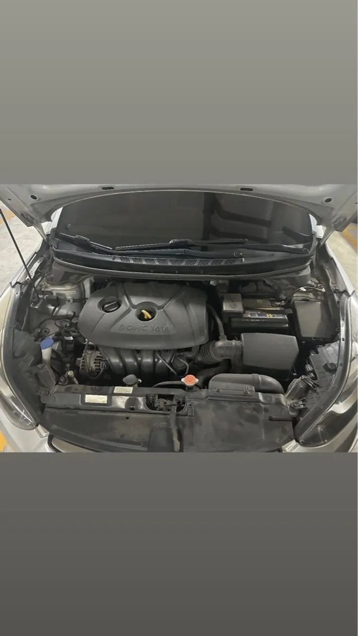 Elantra 2012 - Foto 4