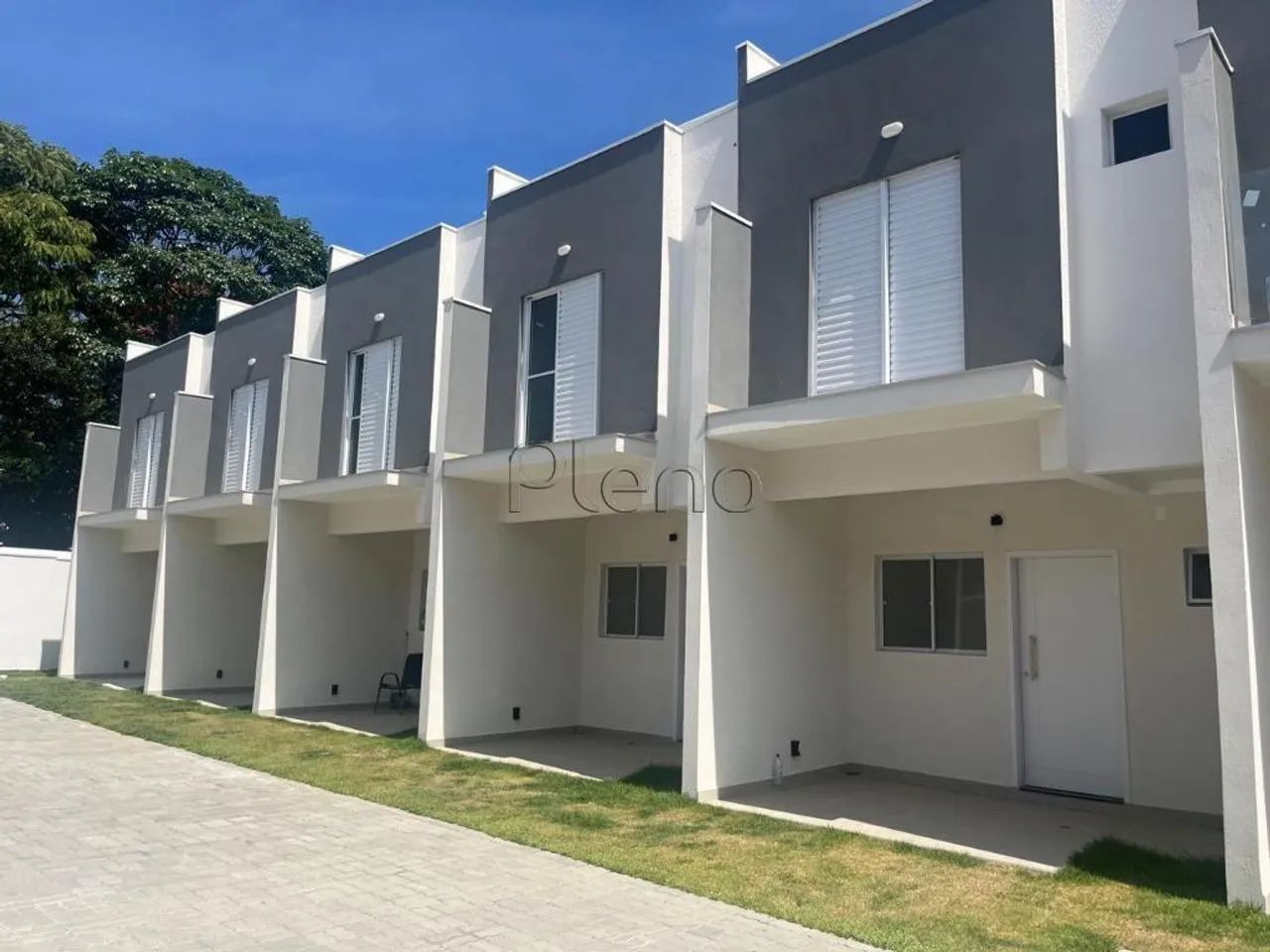 Sobrado à venda em Campinas, Chácara Primavera, com 2 suítes, com 77 m²
