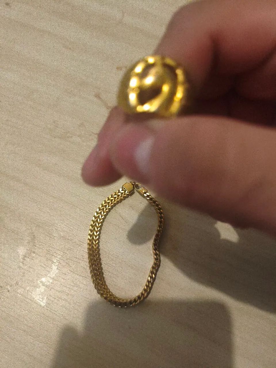 Pulseira e anel dourados  - Foto 4