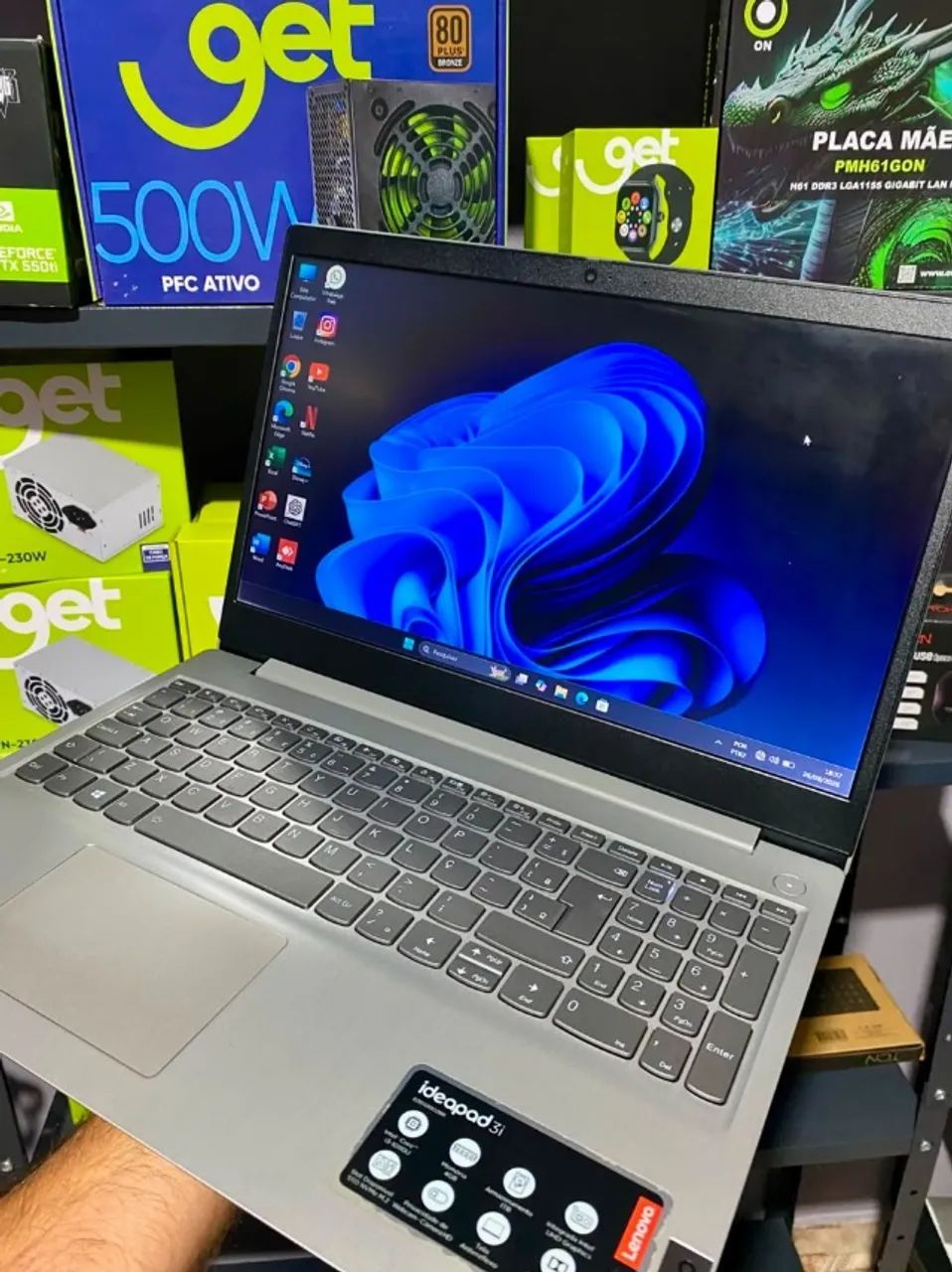 Notebook Lenovo i3 4GB SSD 120GB 15,6
