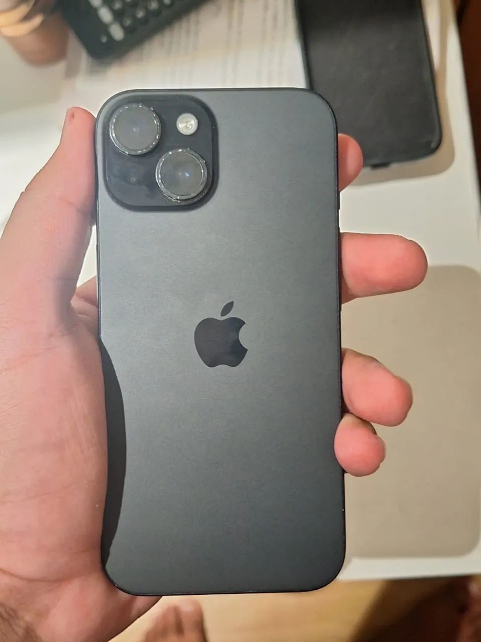 Apple iPhone 15 256GB 本体+箱 iPhone 15 256gb garantia até 21/08/26 - Celulares e Smartphones