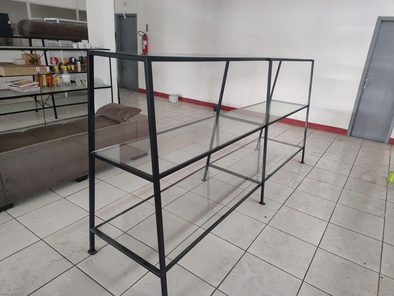 Prateleiras de ferro 