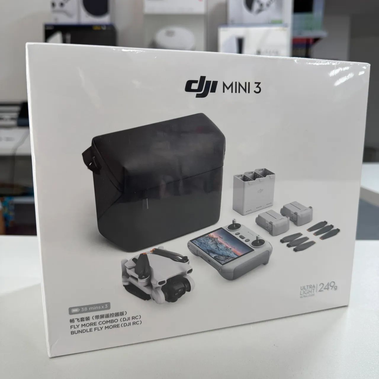 DJI MINI 3 FLY MORE COMBO - NOVO/LACRADO - Foto 4