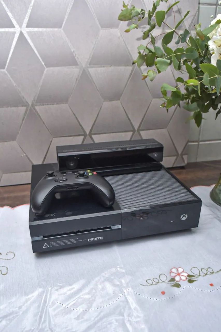 XBOX ONE 500GB - COMBO COMPLETO - Foto 4